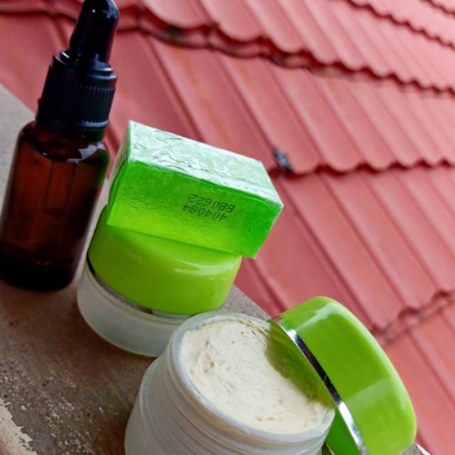 Cream pemutih wajah Thailand ORI