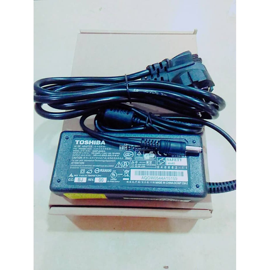 ADAPTOR THOSIBA 19V-3-42A / CHARGER LAPTOP THOSIBA