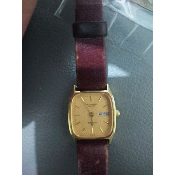 jam tangan solvil et titus asli