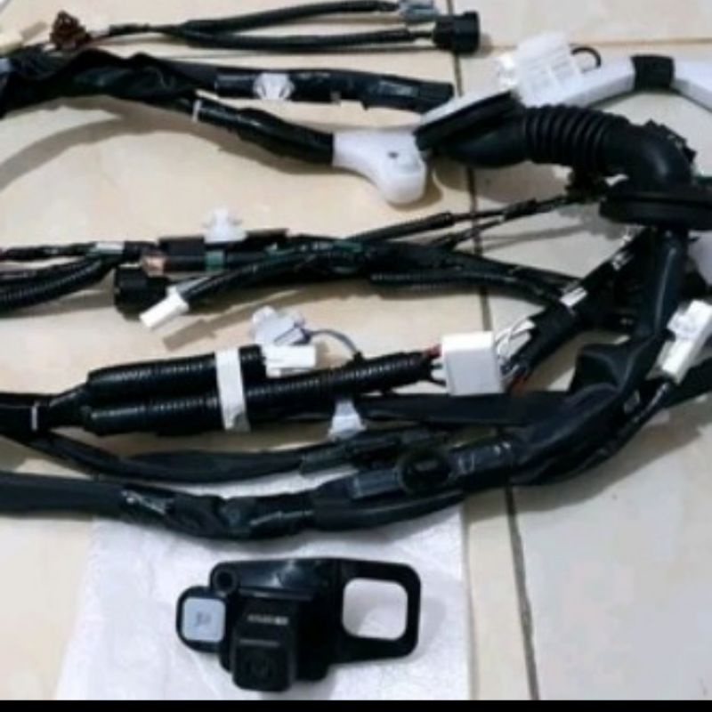 kabel kamera mundur innova reborn