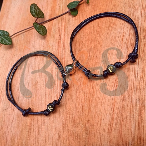 Gelang Inisial Couple Hitam Gold