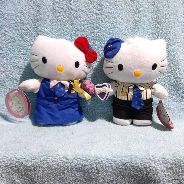Boneka Hello Kitty Couple Kostum Crew Ori Sanrio