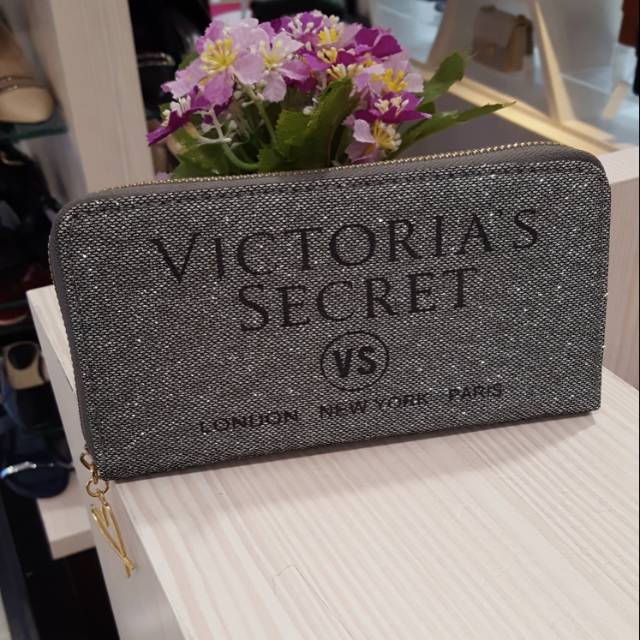 Dompet Charles and Keith Original