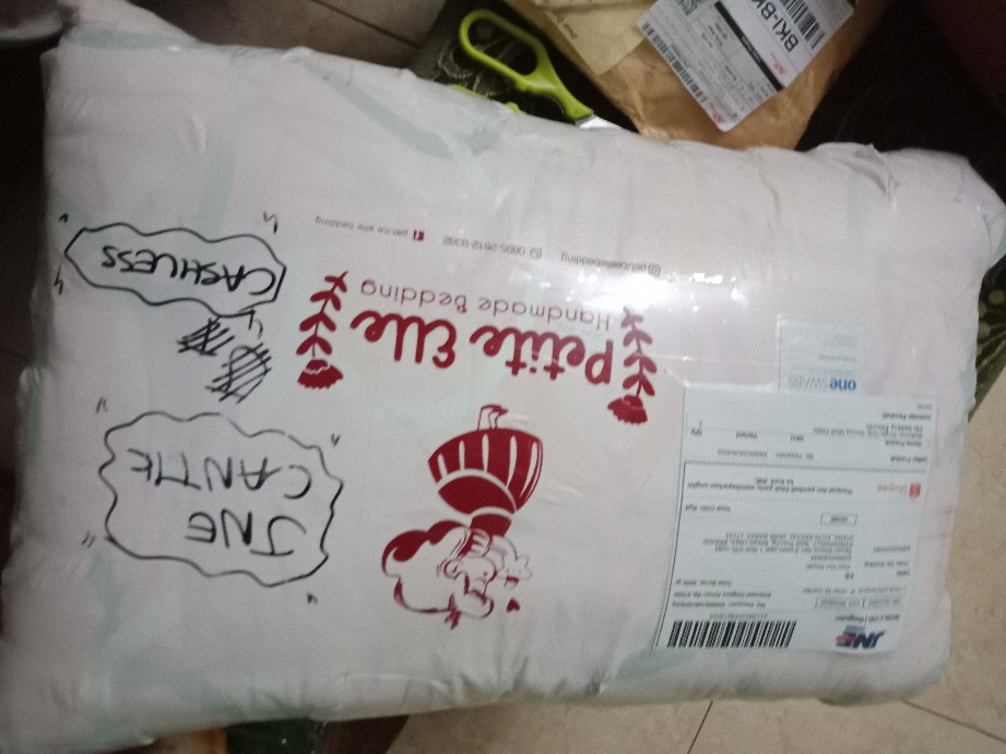 Bedcover Single Only Semua Motif Petite Elle Bedding 150x230