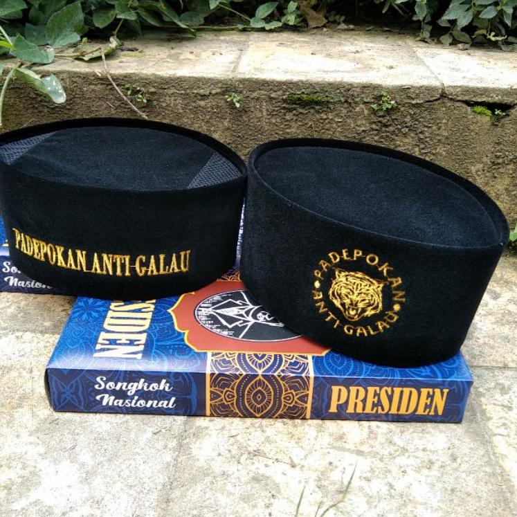 0P7 Peci Hitam Kang Ujang Bustomi Songkok Hitam Kopiah Hitam Ac Peci Padepokan Anti Galau➵☮ (Serba M