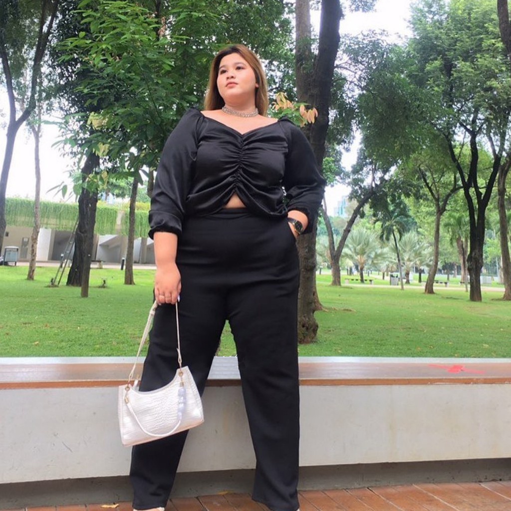 ALEXANDRA Baju Atasan Sabrina  Crop Top Blouse Lengan Panjang / Pendek Balon Kerut / Serut Jumbo