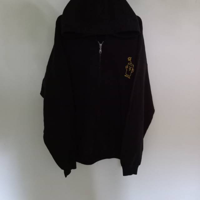 GILDAN, HANES, PORT AND COMPANY