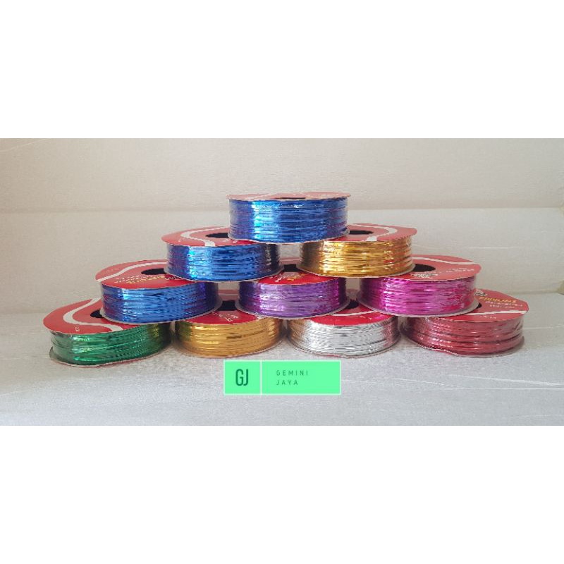 

Pita Kawat Metalik / Pita Kawat Roll / Souvenir Ikatan / Kawat Metalik Kilap Souvenir Roti Pengikat / Tali Kawat / Pita Kawat Souvenir Roll