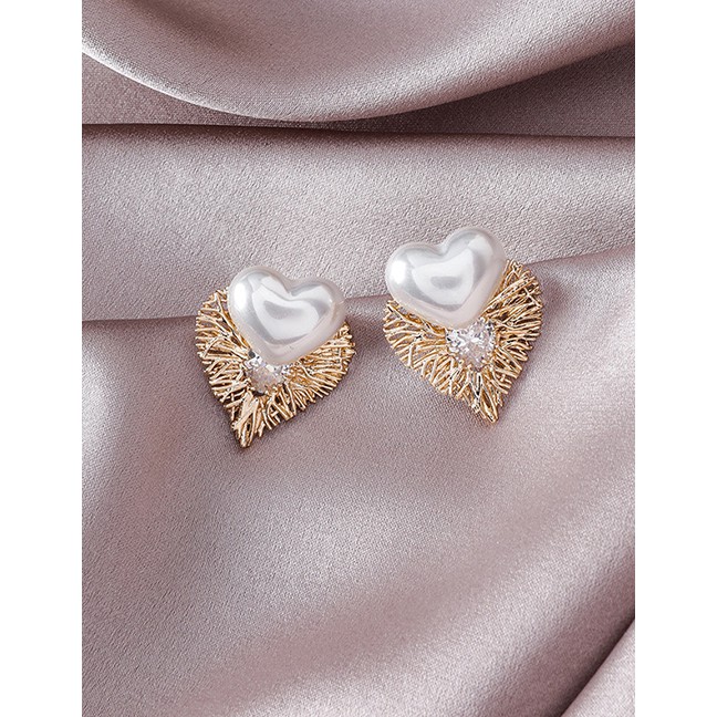 LRC Anting Tusuk Fashion Gold 925 Silver Needle Love Rhinestone Earrings D48803