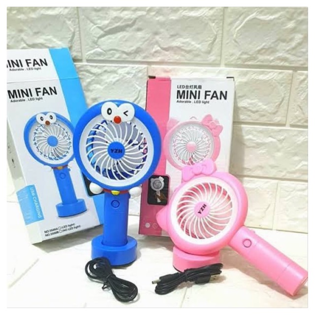 kipas angin mini portabel karakter plus lampu led