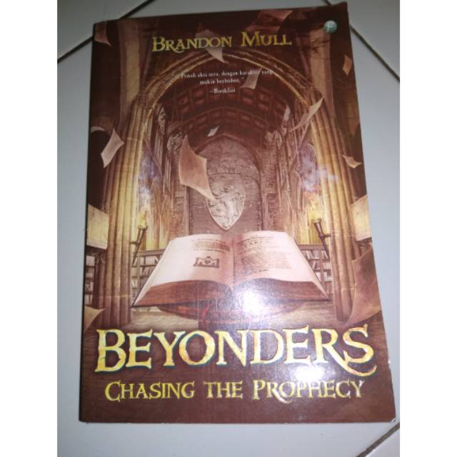 Get Chasing The Prophecy (Beyonders, #3) Gif