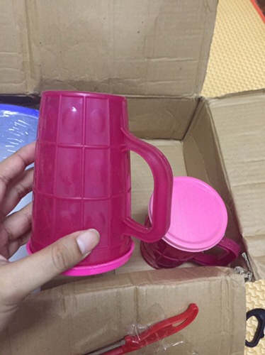 Cangkir Minum Plastik