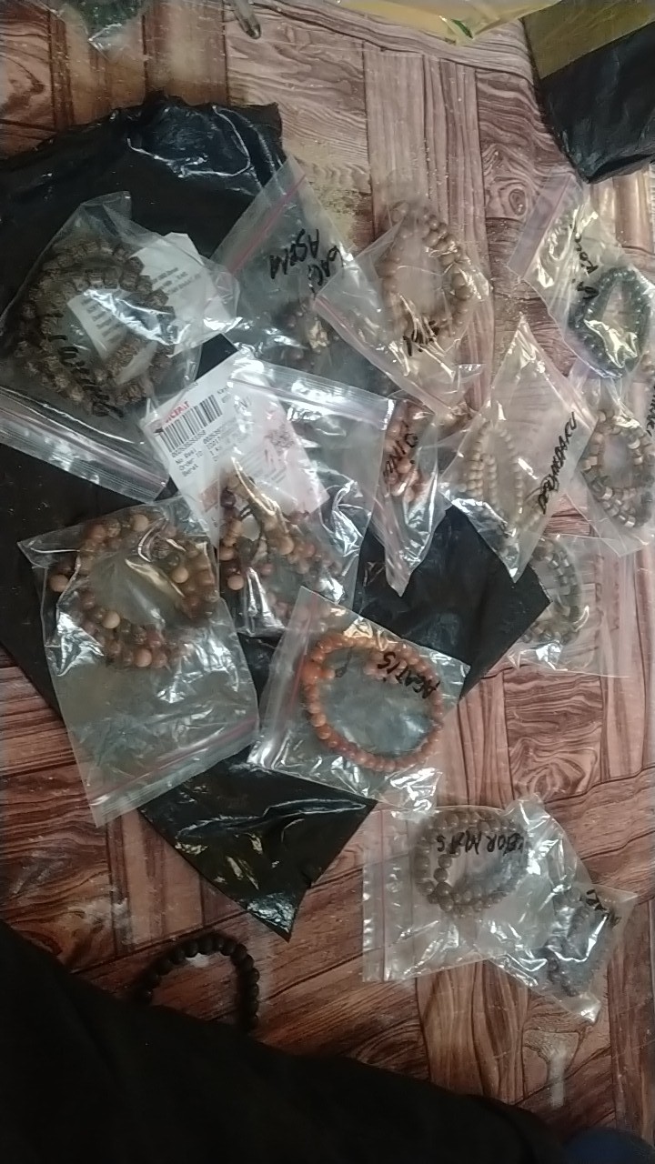 Gelang Kayu Bertuah Kombinasi Gali Naga Sari ,gali Asem ,bukan Gaharu,setigi,liwung,gali,kelor