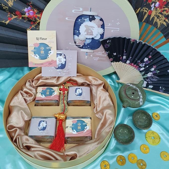 

BOX PAKET HAMPERS MOONCAKE KUE BULAN 10 SCS543D3