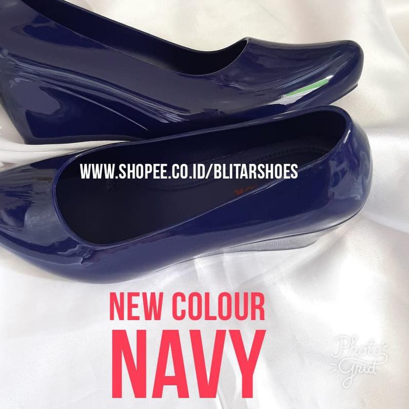 ☛ Sepatu Wedges Wanita Kerja Monic Glossy Jelly Shoes Glanzton ֍