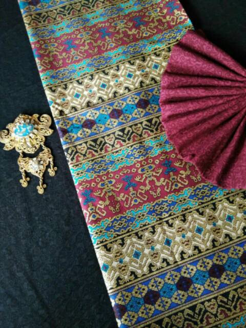 Kain Batik Prada &amp; Kain Embos Batik Ozila Grosir Batik TERMURAH Batik Halus Pakaian Pria Wanitaji