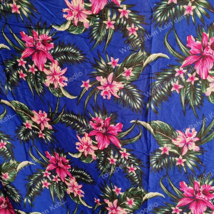 Kain Santung Halus Rayon Santung Motif Bunga Kembang Biru B3- 50cm