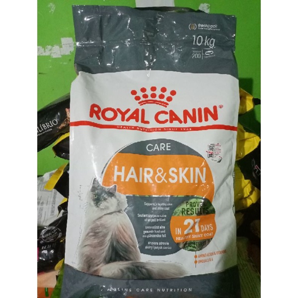 Royal Canin Hair &amp; Skin 10 Kg Dry Cat Food RC Perawatan Rambut &amp; Kulit 10Kg Makanan Kucing Kering