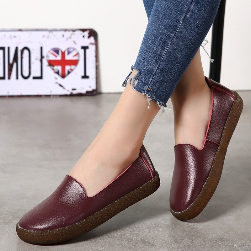  Sepatu  Slip On Wanita  Model Casual  Nyaman Bahan  Kulit  