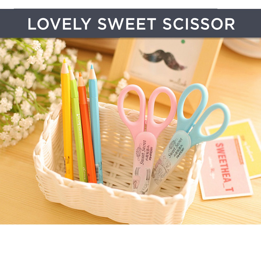 

Lovely Sweet Scissor