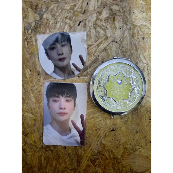 jaehyun antique hand mirror pc only