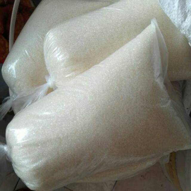 

Gula pasir 1/2kg Gulaku repck