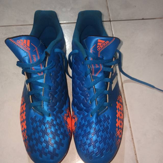 Sepatu bola Adidas predator lz TRX FG size 42