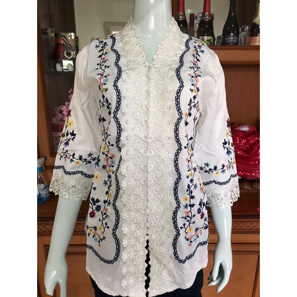 0968 kebaya alexuez bordir timbul kombinasi brukat bahan saten cavali //kebaya premium putih tulang