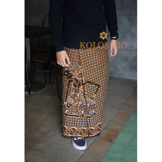 Sarung batik kolosebo