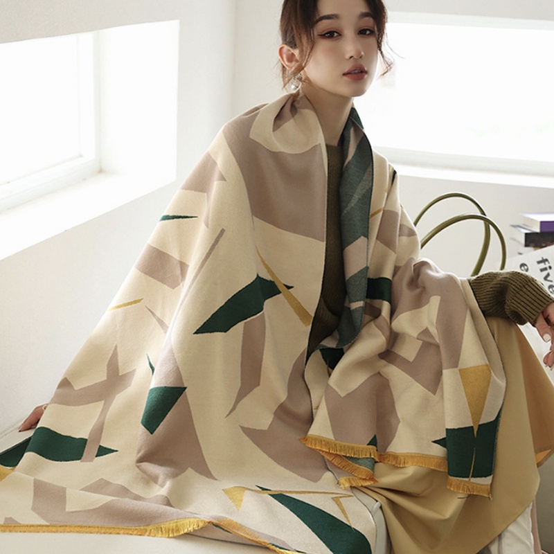 Syal &quot;Nancy&quot; 65 x 190 Anggun motif yang mewah Bahan High Grade Cashmere Immitation