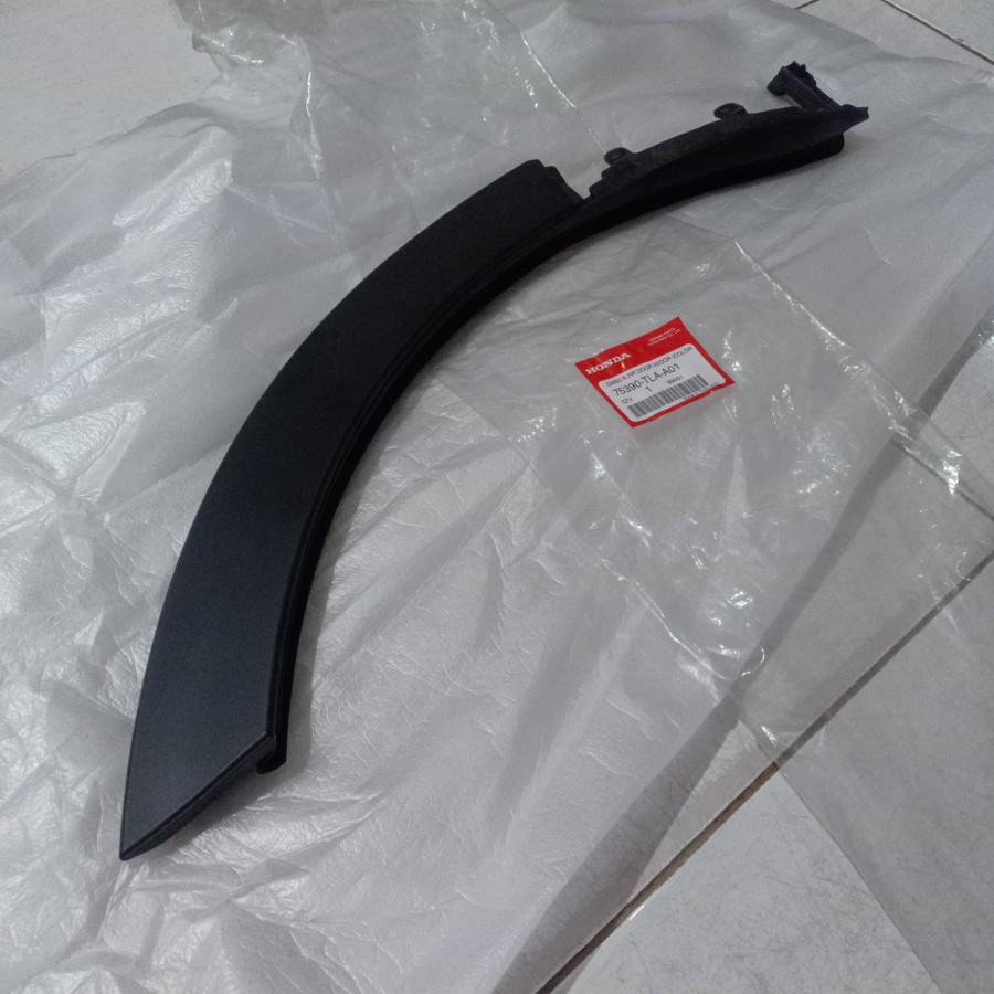 Spoiler Pintu Belakang Lengkung CRV TURBO 2019-2021Up