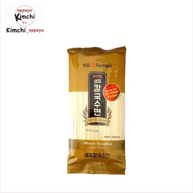 

Promo Awal tahun Wheat noodles thick square 650 g mi kering sempio kalguksu jjajang mie Promo Awal
