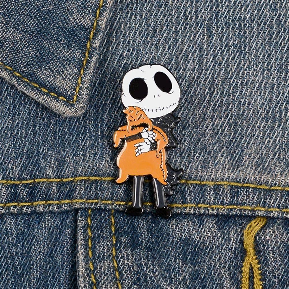 [Elegan] Jack Skellington Lencana Anime Bros Aksesoris Cosplay Halloween Perhiasan Ransel Lencana Wanita Pria Perhiasan Hadiah Malam Buruk Sebelum Natal