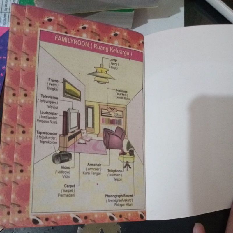 Buku Kamus Bahasa Inggris Lengkap 700 Miliard Kecil Warna (14×11cm)