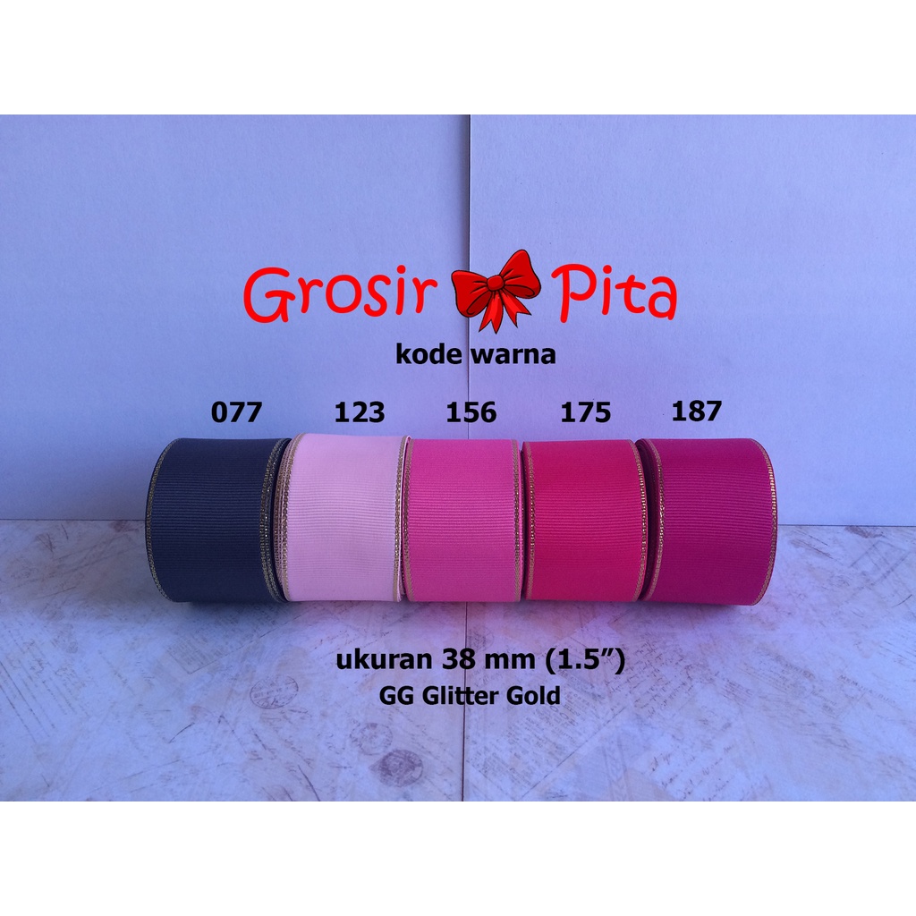 

(25 yard) Pita Grosgrain Glitter Gold ukuran 3,8 cm (1-1/2″) pg 2 | Pita Premium | Toko Bahan Craft | Grosir Pita