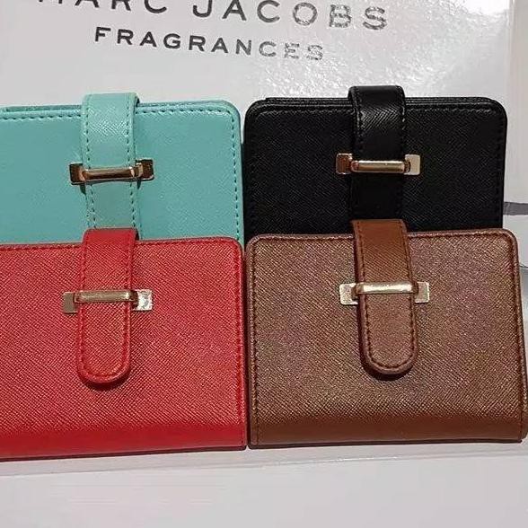 QZP DOMPET KARTU LV LIDAH DOMPET IMPORT .