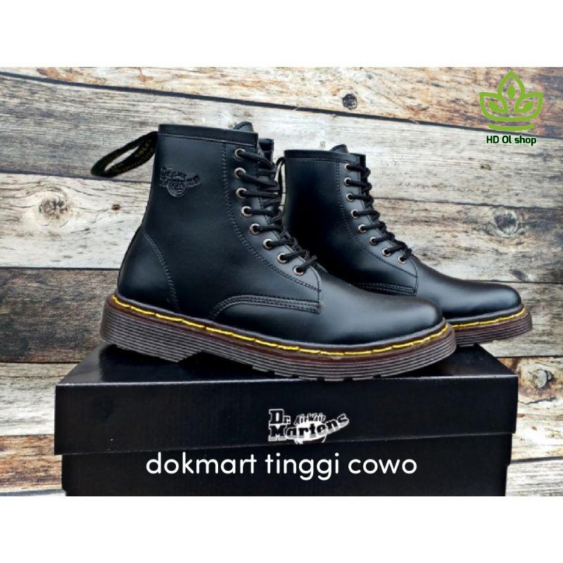 SEPATU DOKMART TINGGI 8 HOLE LOW BOOTS  DR.MARTENS PRIA HADE UK 38-45