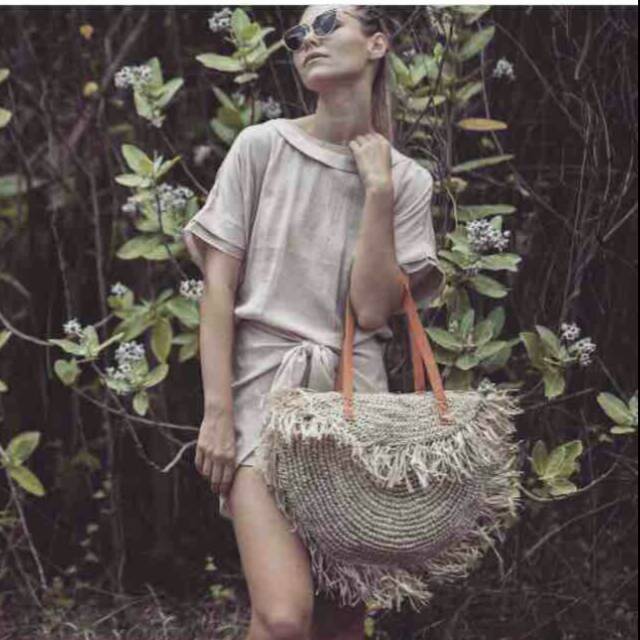 Straw bag / Tas rumbai bahan gajih bali