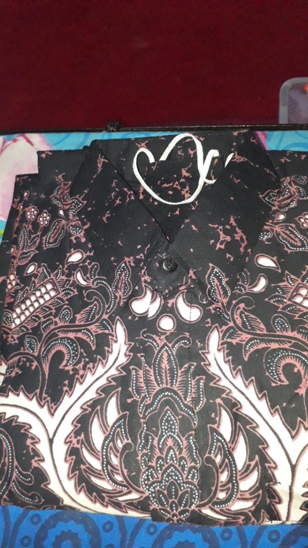 Kemeja Batik Pria Ginandra Ungu Full Furing Reguler Fit