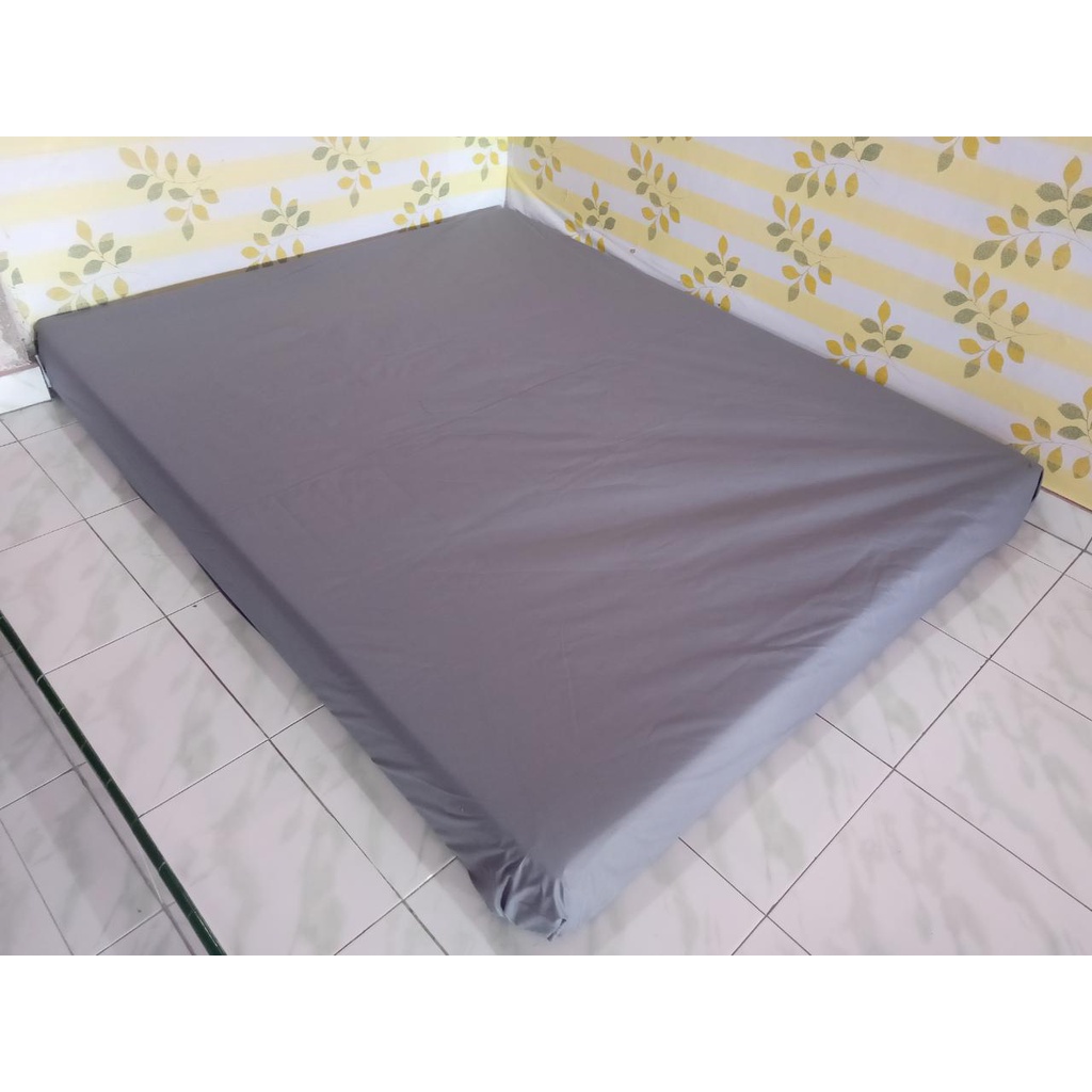 Sprei waterproof ukuran 160x200-Abu-abu