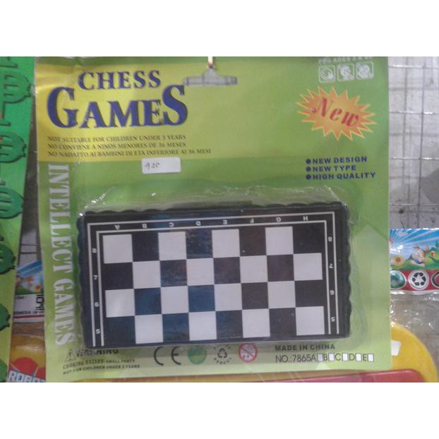 MAINAN CATUR MAGNET CATUR MINI