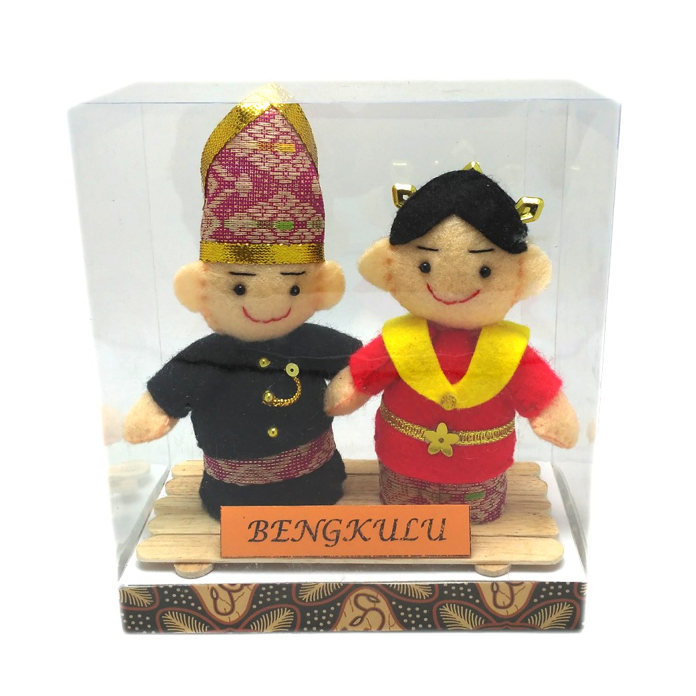 Boneka Pakaian Adat Bengkulu