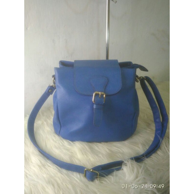 Tas wanita / Tas selempang / semi serut / Preloved / second Branded "Federico Morini"