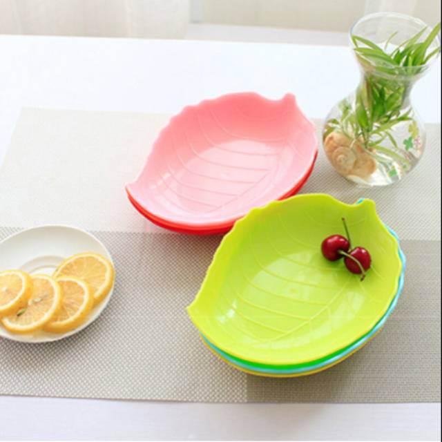 Piring Plastik Melamin Bentuk Daun