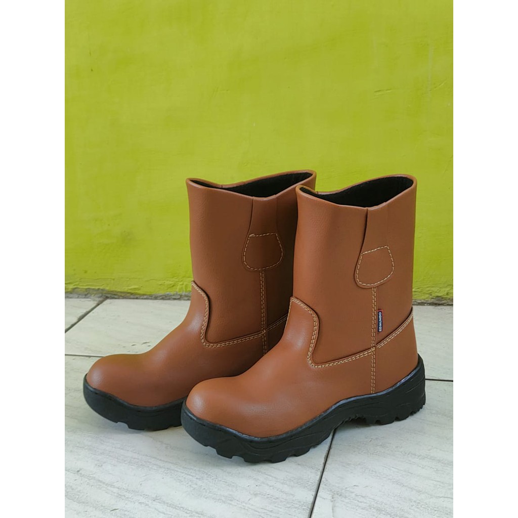 Sepatu Safety Boot Pria proyek ujung besi King Kerja Lapangan Proyek Sepatu Boot Pria Ujung Besi Kerja Lapangan Proyek Safety Anti Slip Safety Shoes Semi Boot