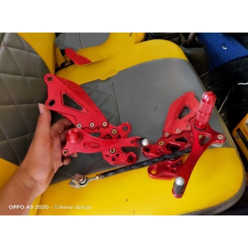 UNDERBONE FOOTSTEP NINJA UNIVERSAL