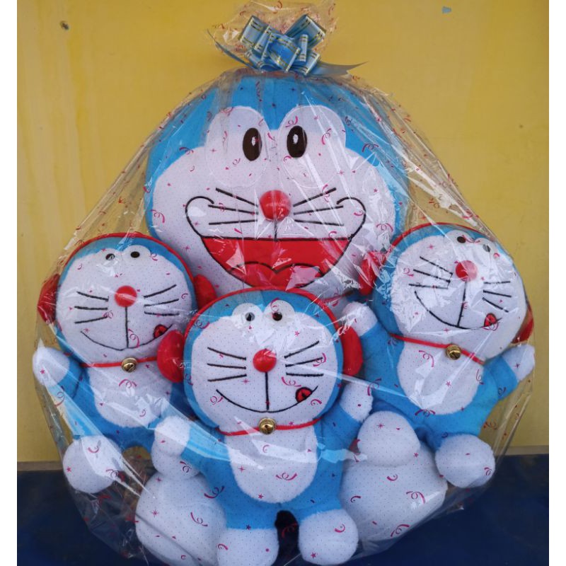 Boneka Doraemon Beranak pakai wokmen ukuran 60cm dan 30cm