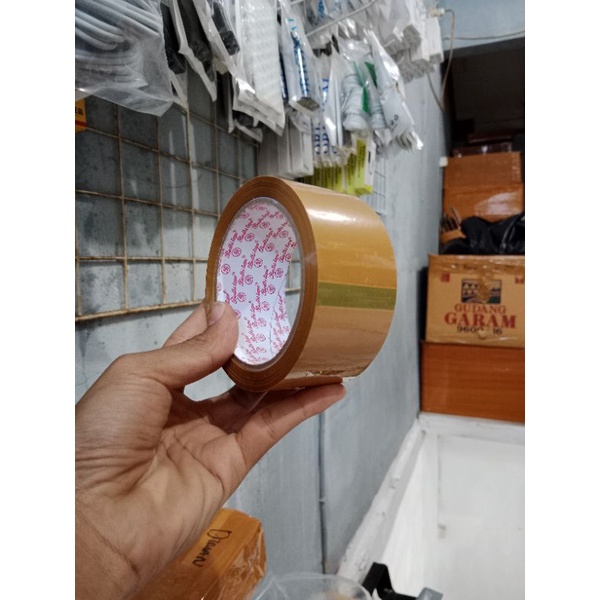 

LAKBAN COKLAT 45MM X 90 YARD ( BODHI TAPE)