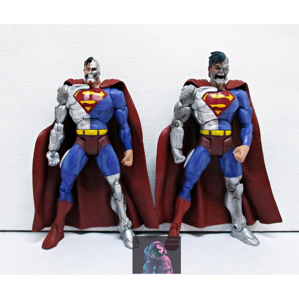 Action Figure / Pajangan / Mainan Superman Cyborg DC Set