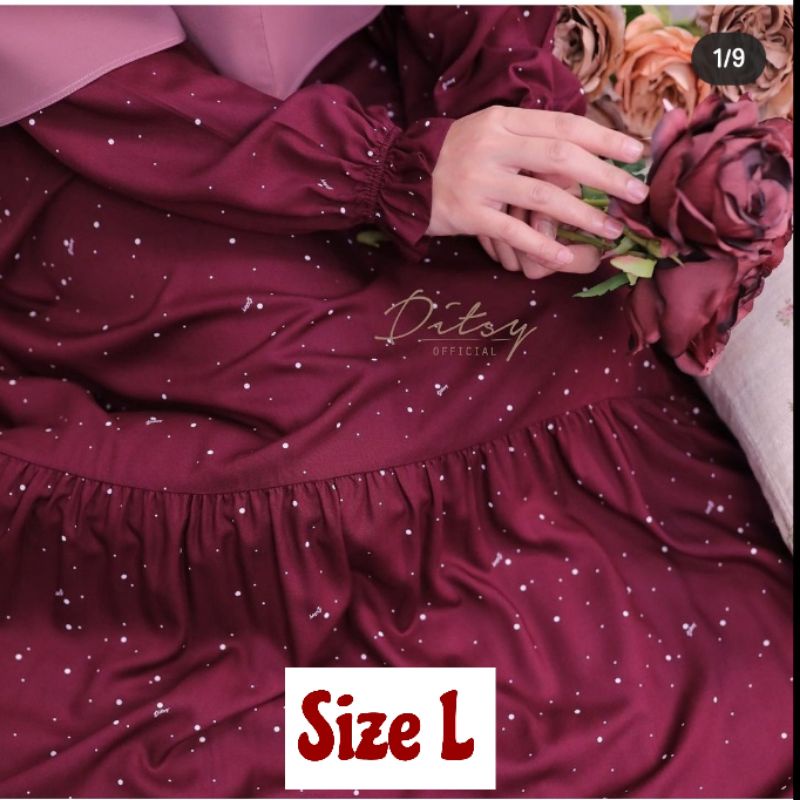 DITSY JULI 2022 // Punto Maroon L